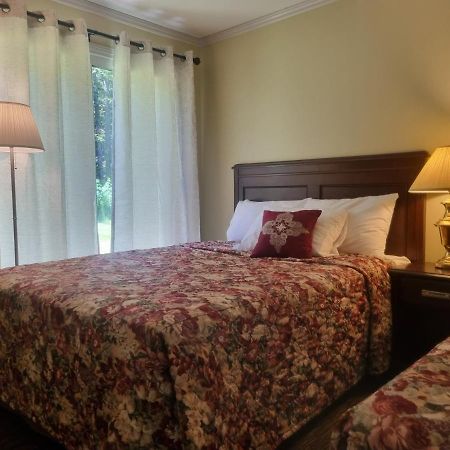 פורט הארדי Pioneer Inn By The River מראה חיצוני תמונה